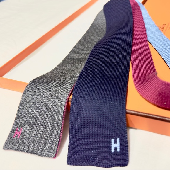 🔥HERMES EXCLUSIVE🔥🆕💯AUTH HERMES Maille De Soie 4 Temps Muti Seasons Tie😍 - Picture 17 of 17
